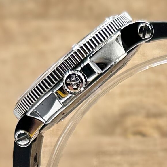 Ulysse Nardin Marine Chronometer 43mm Watch on Leather Strap - Picture 3 of 8